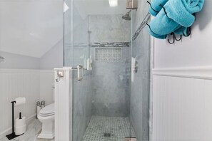 Bathroom - Downtown Old Saybrook Oasis (Old Saybrook)