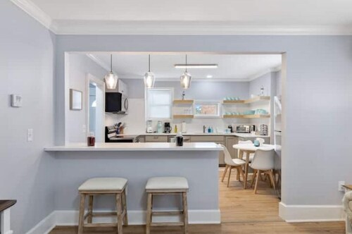 Downtown Old Saybrook Oasis