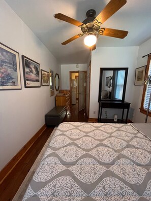 1 Schlafzimmer, Bügeleisen/Bügelbrett, WLAN, Bettwäsche