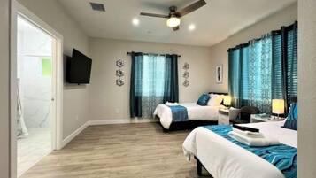 4 bedrooms, desk, iron/ironing board, travel crib