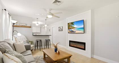 Caloosahatchee Hideaway II, Waterfront Stay Kayaks, Bikes, Guest Favorite