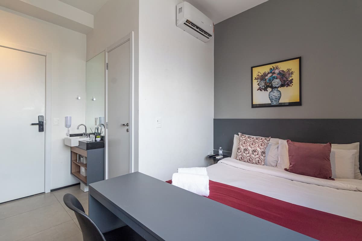 Estudio Confort (443348) | 1 dormitorio, espacio para trabajar con un portátil, wifi gratis