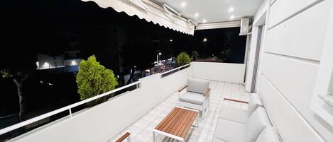 Apartemen Comfort, 1 kamar tidur, pemandangan laut | Balkon