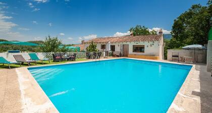 Cortijo El Pino Cortijos Nuevos by Ruralidays