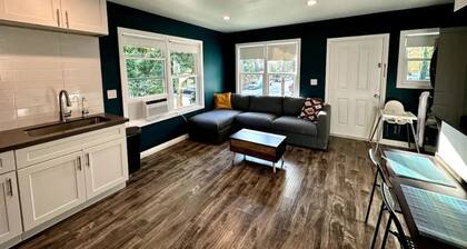 2bd/2ba, Family Friendly, 6 miles to Disneyland