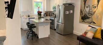 Cozy 2/1.5 Getaway in Lily Ponds