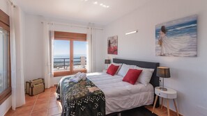 5 chambres, fer et planche Ă repasser, lit parapluie, Wi-Fi