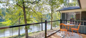 Lakefront Retreat in Jefferson w/ Screened Porch!