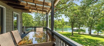Lakefront 4BR Cabin w/ Pool + Swim & Boat dock