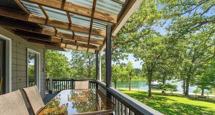 Lakefront 4BR Cabin w/ Pool + Swim & Boat dock