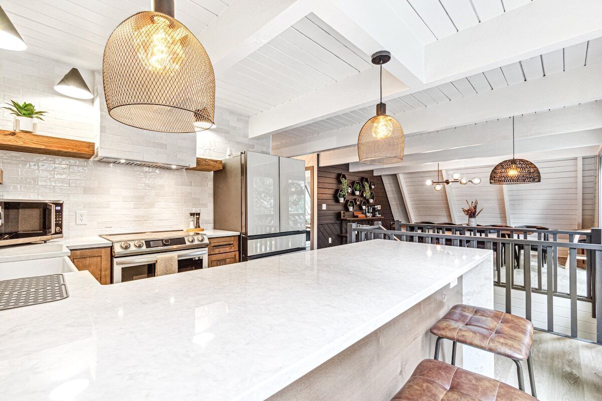 冰箱、微波炉、烤箱、炉灶