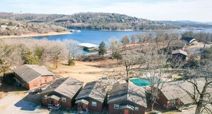 Exterior - 2BR Waterfront Duplex Cabin w/ Pool + Swim & Boat dock (Branson)