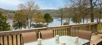 4BR Waterfront Cabin w/ Hot Tub, Pool + Swim & Boat dock