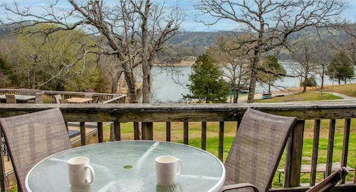 2BR Waterfront Cabin w/ Pool + Swim & Boat dock