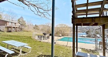 2BR Waterfront Cabin w/ Pool + Swim & Boat dock