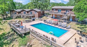 Pool - 2BR Duplex Cabin w/ Pool + Swim & Boat dock (Branson)