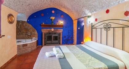 Cueva del Mesto Hinojares by Ruralidays