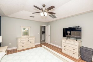 3 Schlafzimmer, Bügeleisen/Bügelbrett, kostenloses WLAN, Bettwäsche