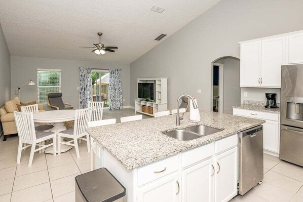 Interior - Pets Welcome! Vacation Retreat in St Augustine (St. Augustine)