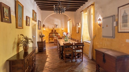 Cortijo Casas Viejas  Almogía by Ruralidays