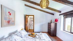 2 Schlafzimmer, Bügeleisen/Bügelbrett, Reisekinderbett, WLAN