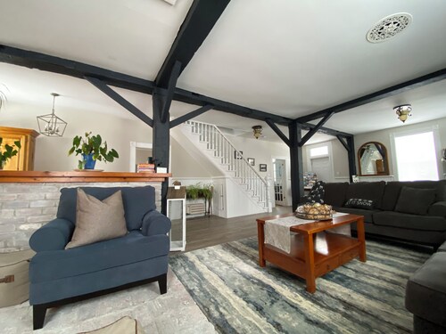 Rocklyn Inn Bed & Breakfast