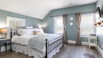 Suite - flere senge - privat badeværelse | 1 soveværelse, premium-sengetøj, dundyner, Tempur-Pedic-senge