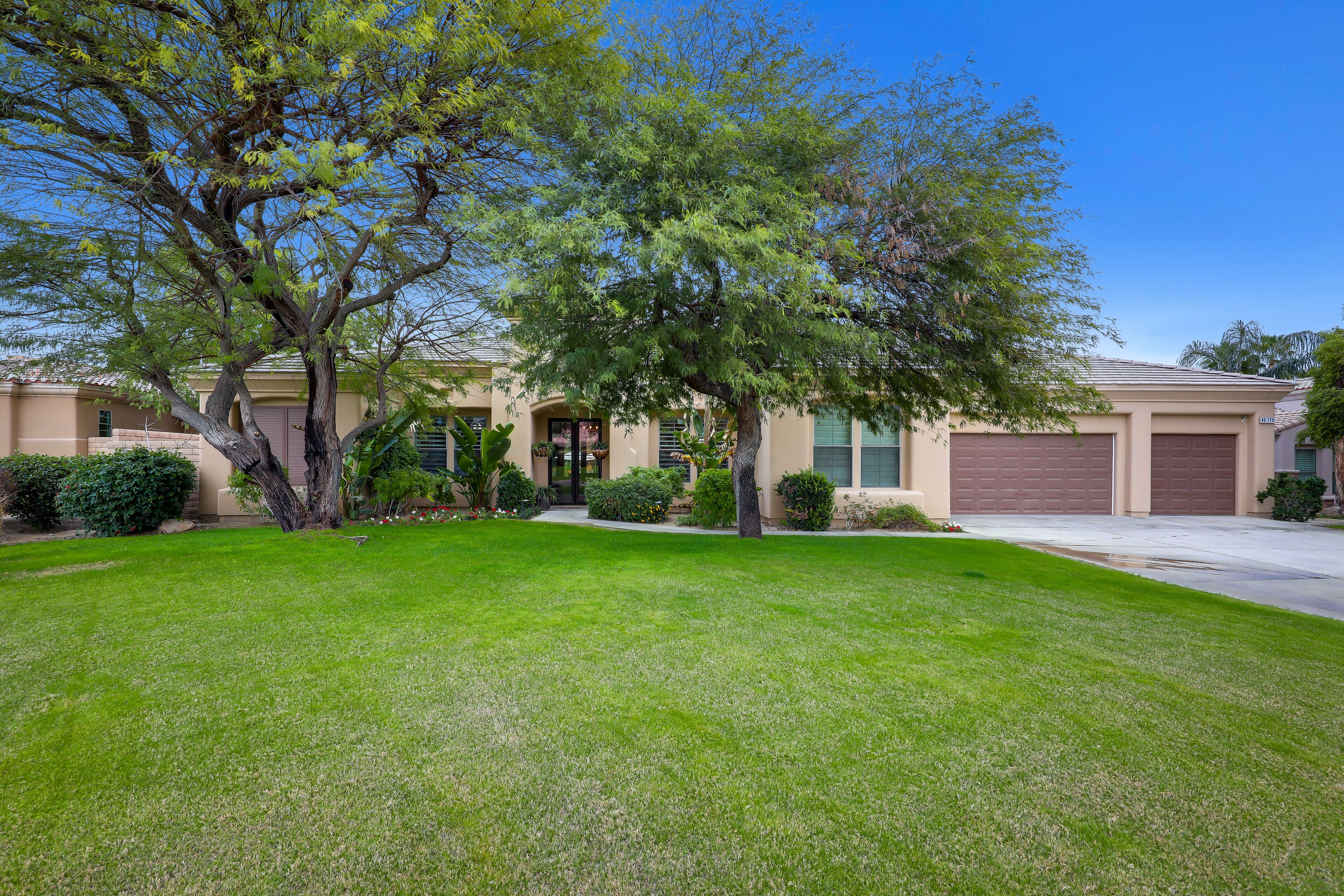 The Paramount La Quinta - Luxury Estate-Huge Yard!