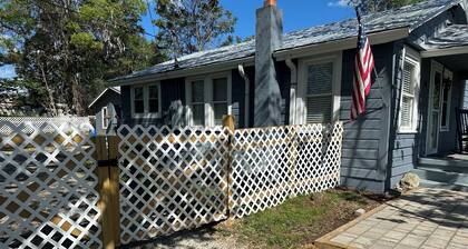 City Cottage- a country cottage in the heart of the city!