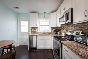 Fridge, microwave, oven, stovetop - Near Beach, Dining & Shops, Private Hot Tub (Kill Devil Hills)