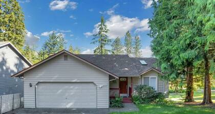 Epic Lake House W Kayaks and Lake Access