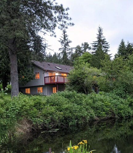 Epic Lake House W Kayaks and Lake Access