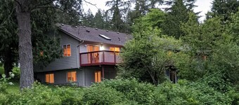 Epic Lake House W Kayaks and Lake Access