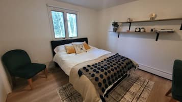 1 bedroom, desk, iron/ironing board, travel cot
