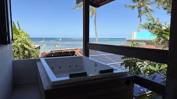 Quarto Luxo Vista Mar com Banheira de Hidromassagem | Banheira de hidromassagem particular