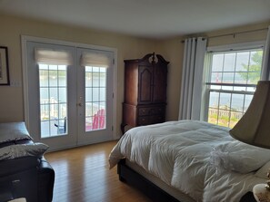 3 bedrooms, iron/ironing board, WiFi, bed sheets - Pinnacle of St. Andrews by the Sea - Exquisite seaside home. (St. Andrews)