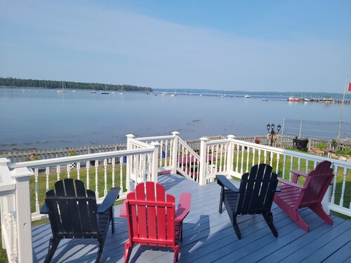 Pinnacle of St. Andrews by the Sea - Exquisite seaside home.