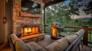 Property grounds - Black Bear Falls - Mountain Views | Outdoor Living | Hot Tub (Blue Ridge)