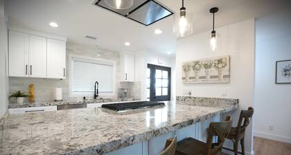 Breezy Pool/Jac Home: 2 EnSuites & Game Room