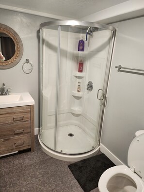 Shower, towels, soap, shampoo