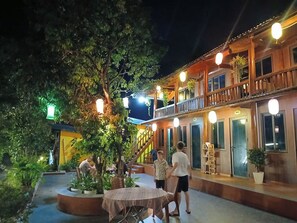 Panoramic Triple Room | In-room safe, desk, laptop workspace, blackout drapes - Catba Papillon Garden Bungalow & Resort (Hai Phong)