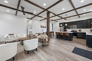 Interior - River view in Port Clinton! Minutes from Hawk Mountain, Cabela's! (Port Clinton)