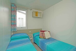 3 chambres, lit parapluie, accès Internet