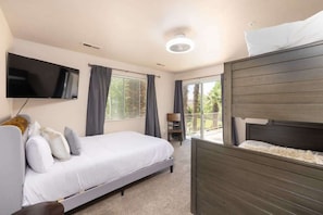 2 bedrooms, WiFi (free), bed sheets - Las Palmas Resort #1217 | All-Inclusive Amenities (Saint George)