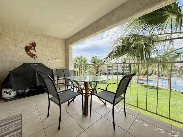 Outdoor dining - Las Palmas Resort #1633 | All-Inclusive Amenities (Saint George)
