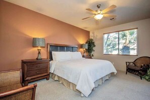 3 bedrooms, iron/ironing board, WiFi (free), bed sheets - Las Palmas Resort #1907 | All-Inclusive Amenities (Saint George)