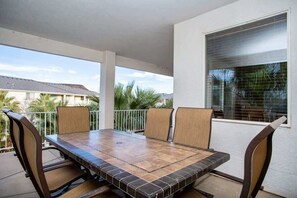 Outdoor dining - Las Palmas Resort #1910 | All-Inclusive Amenities (Saint George)