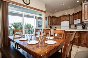 Dining - Las Palmas Resort #1910 | All-Inclusive Amenities (Saint George)