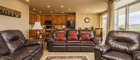 TV, fireplace, offices