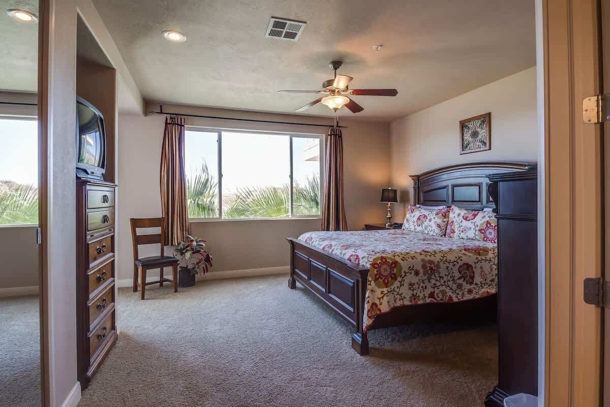 3 bedrooms, free WiFi, bed sheets